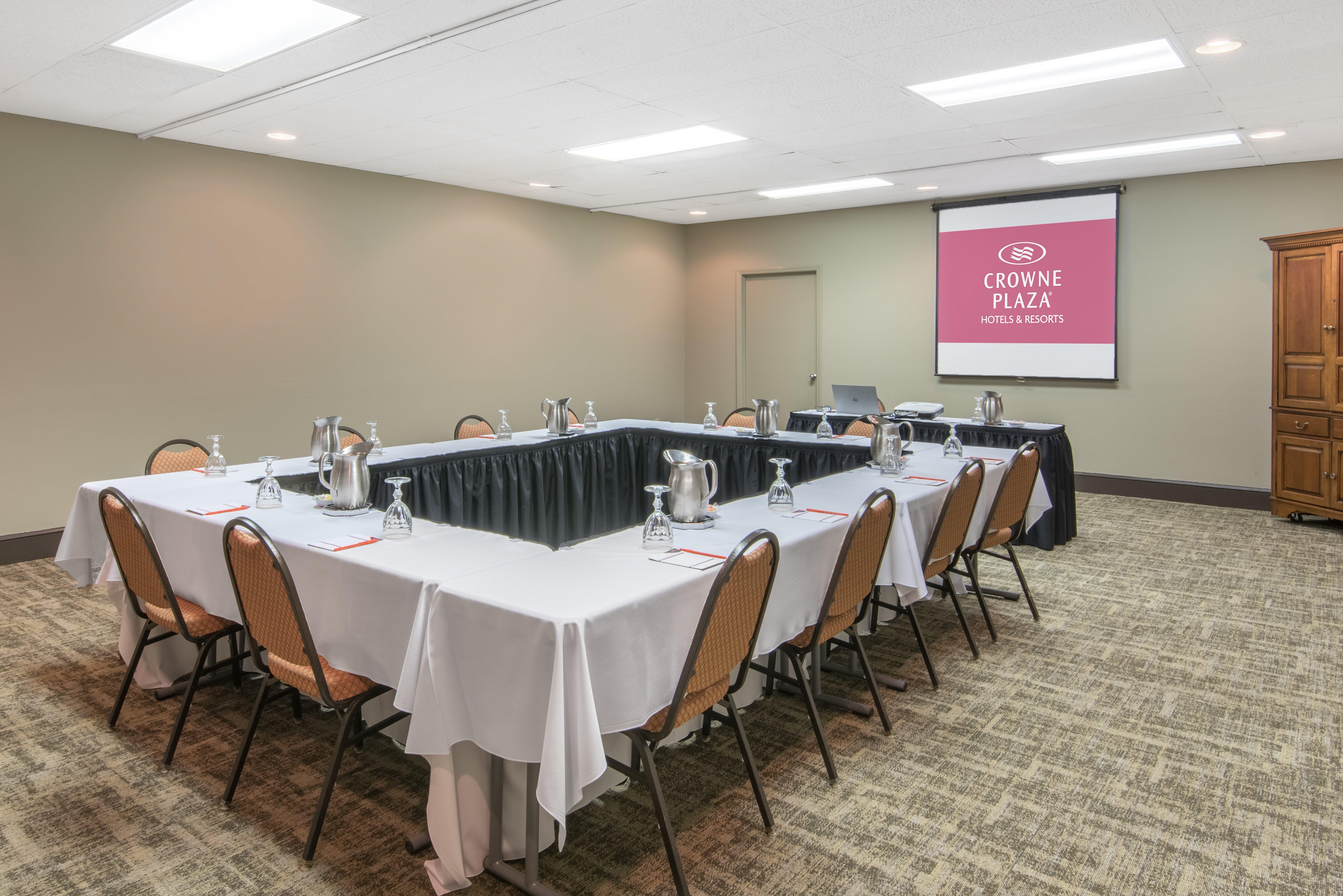 Crowne Plaza Hotel Hickory By Ihg Exteriör bild