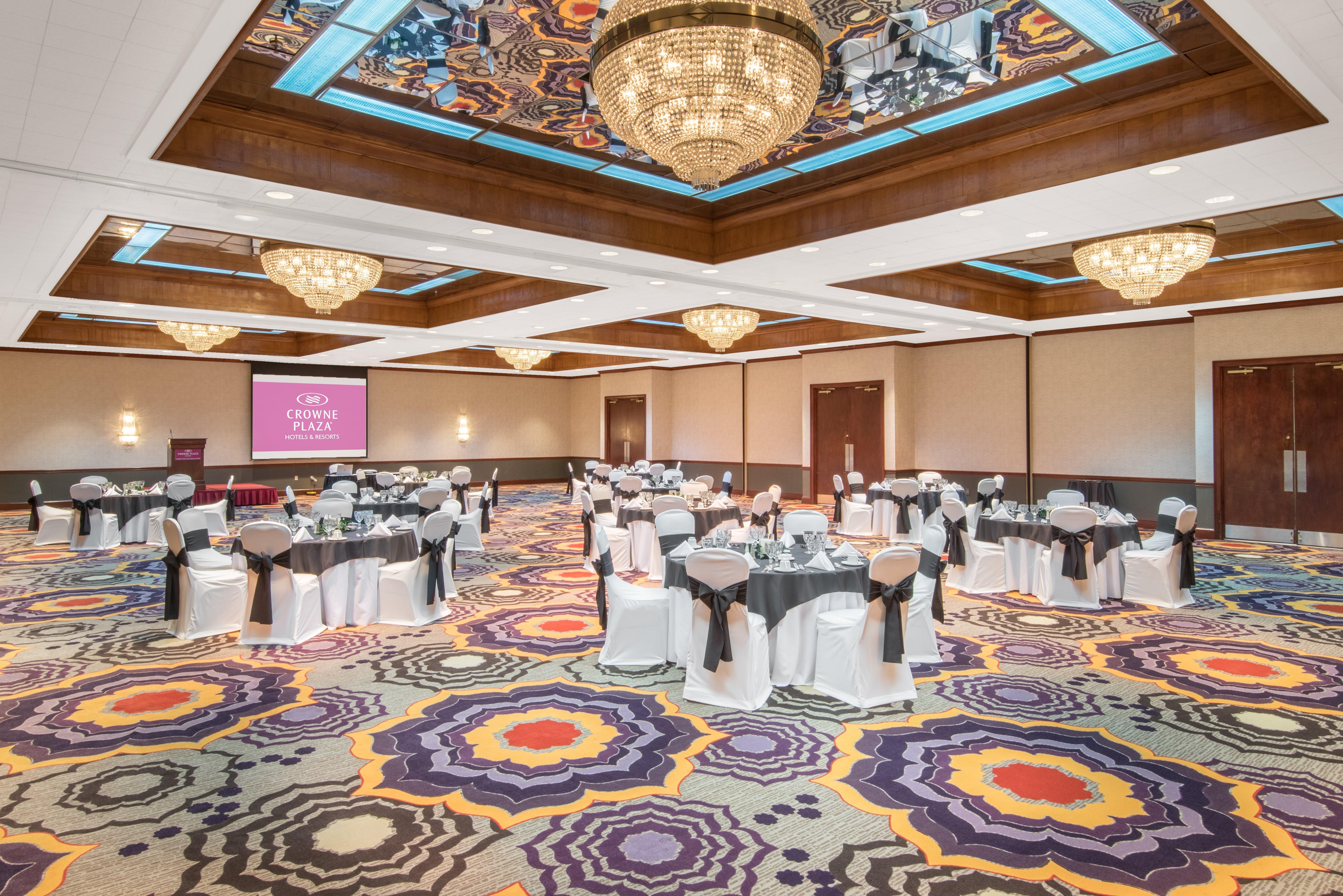 Crowne Plaza Hotel Hickory By Ihg Exteriör bild