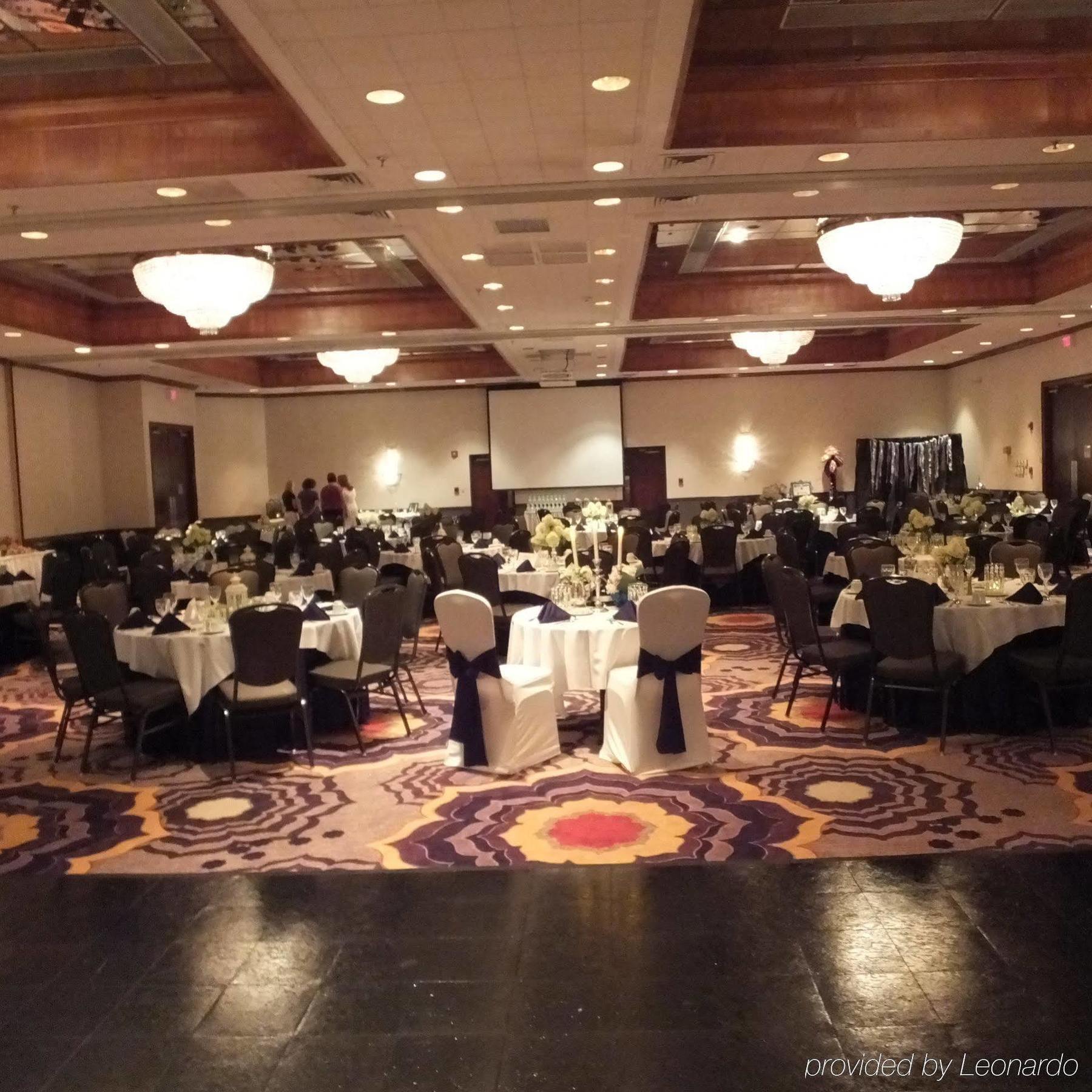 Crowne Plaza Hotel Hickory By Ihg Exteriör bild